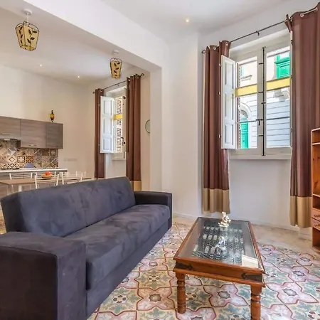 Daire Spacious 4-bedrooms Townhouse In Tas-sliema Sliema