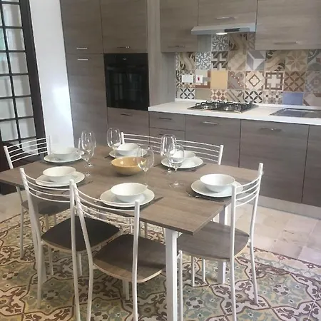 Spacious 4-bedrooms Townhouse In Tas-sliema Sliema